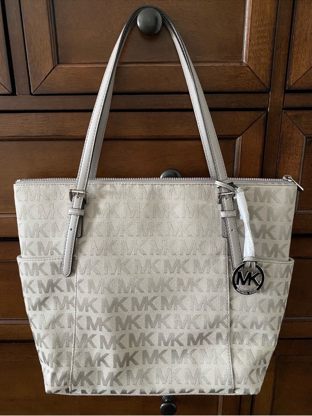 NWOT Michael Kors Jet Set Light Grey Tote Bag